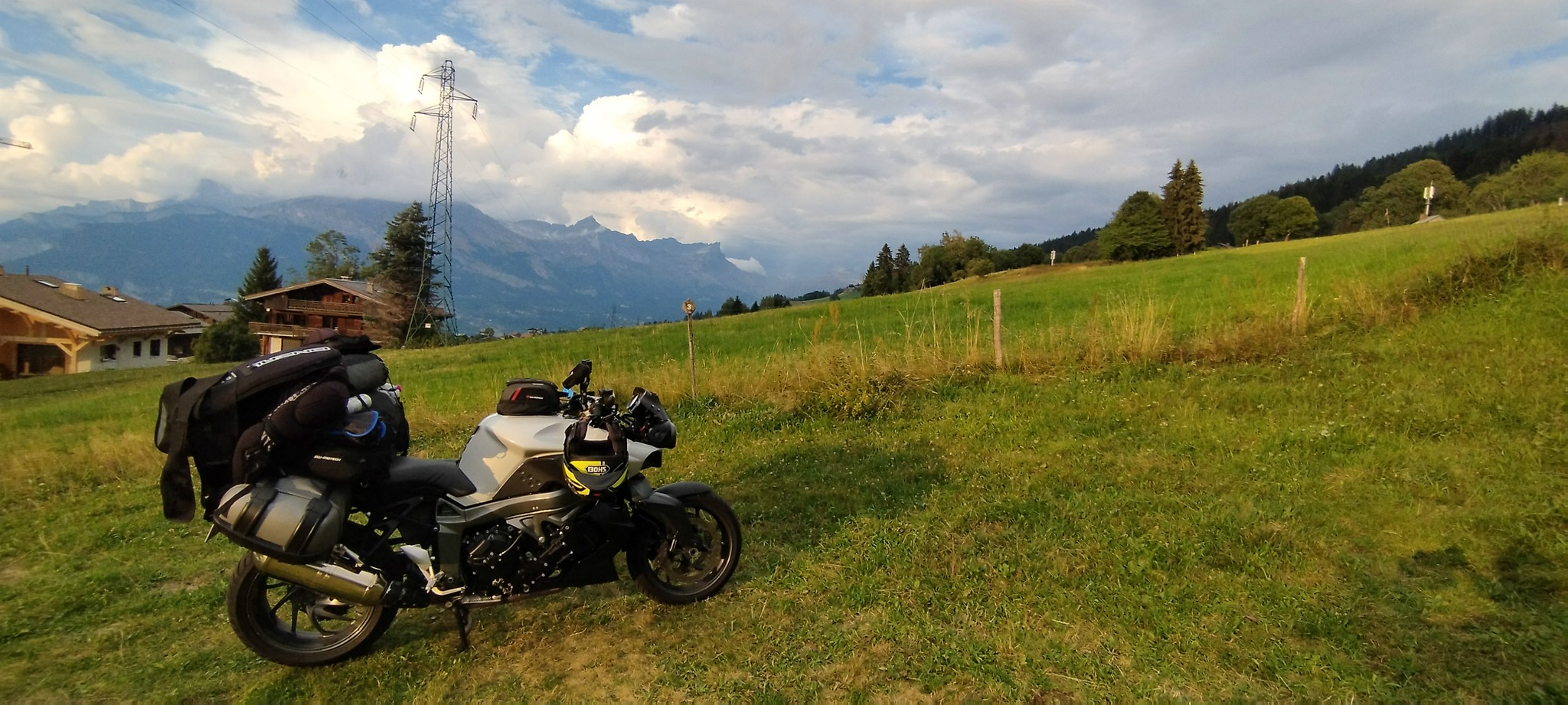 WEB IMG 20220826 191739