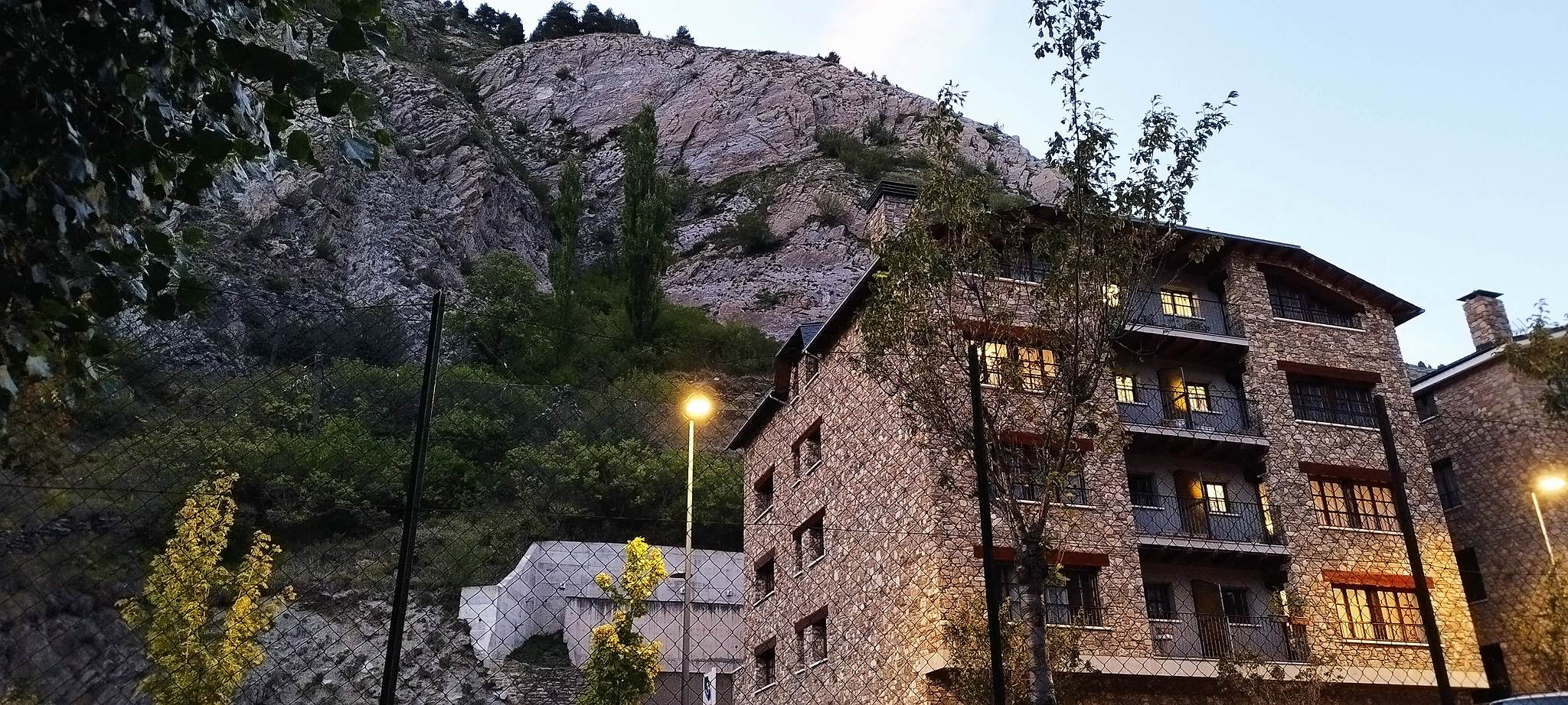 WEB IMG 20220906 203205